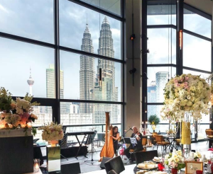 Kính cường lực nhà hàng Anh Phan